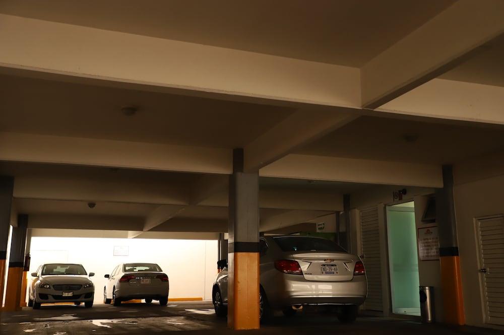 Homesuites Zaragoza คูเลียคัน ภายนอก รูปภาพ